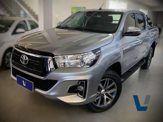 TOYOTA HILUX 2.8 SRV 4X4 CD 16V DIESEL 4P AUTOMÁTICO